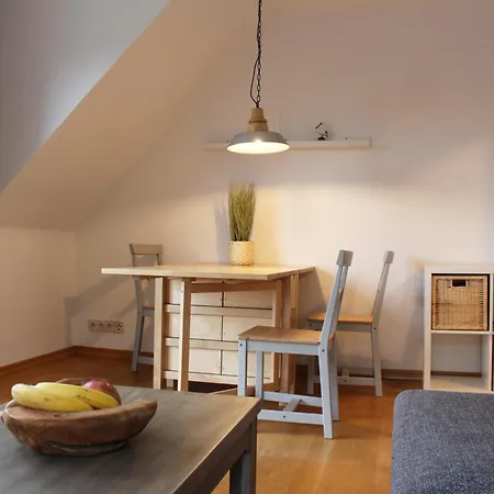 Schmuck Un Fien - Gemuetliches Urlaubszuhause Mit 2 Schlafzimmern Im Wunderschoenen Ortsteil Dorf Fuer Familien- Freunde- Und Paarurlaub