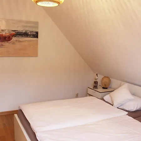Schmuck Un Fien - Gemuetliches Urlaubszuhause Mit 2 Schlafzimmern Im Wunderschoenen Ortsteil Dorf Fuer Familien- Freunde- Und Paarurlaub Sankt Peter-Ording